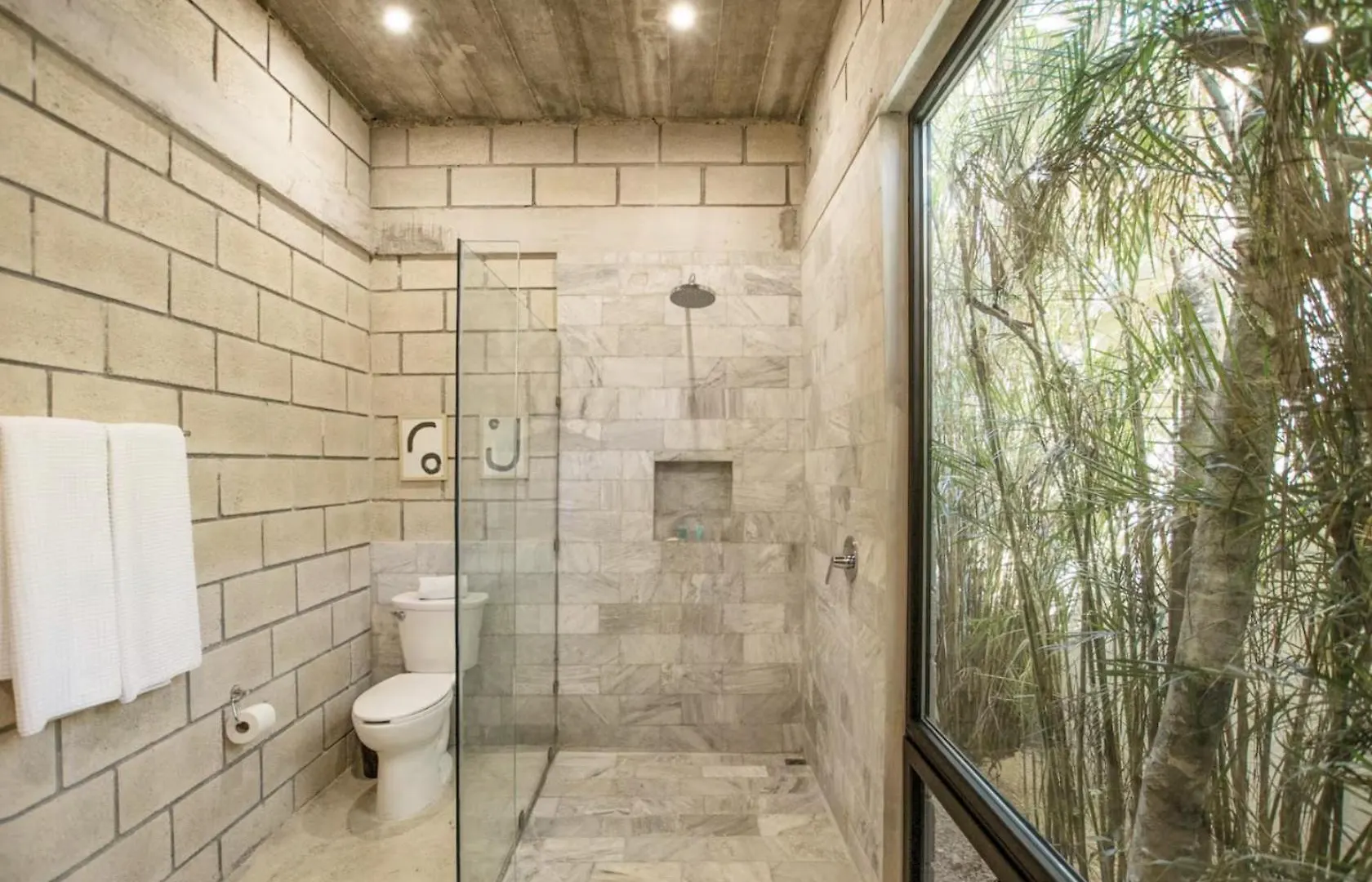 Hum Living Luxury Villas تولوم 0*,