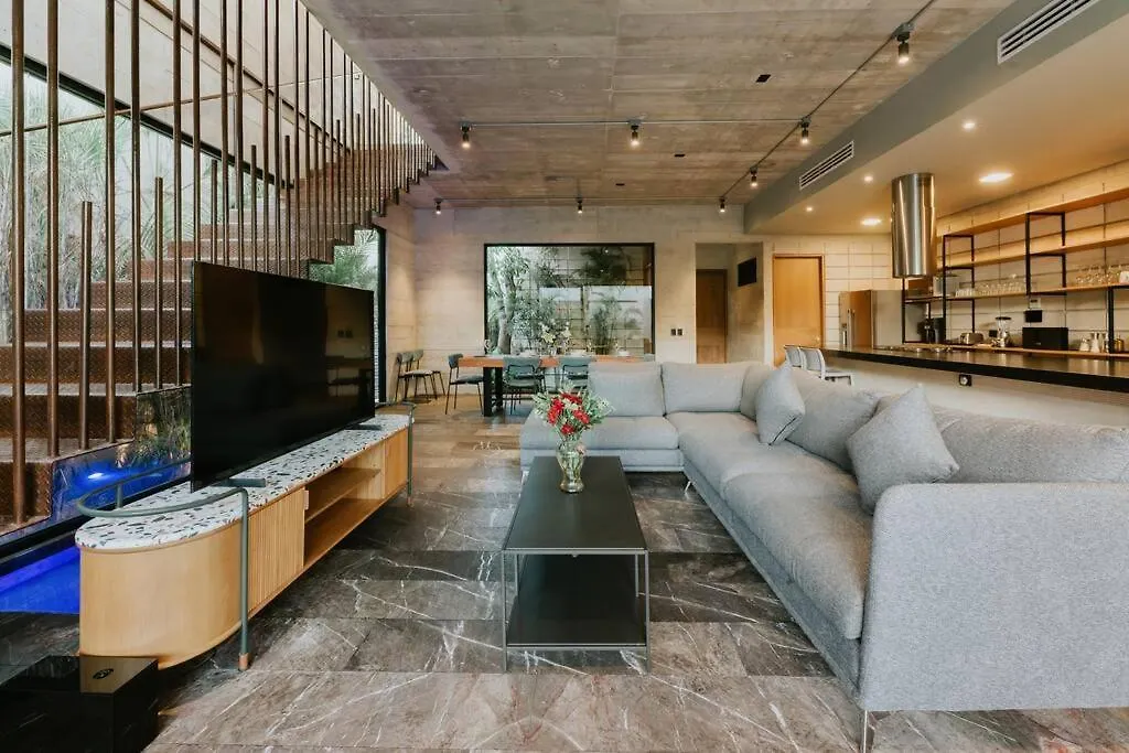 Architectonic Masterpiece Villa, 5 Bedroom Private Pool & Concierge Service Tulum