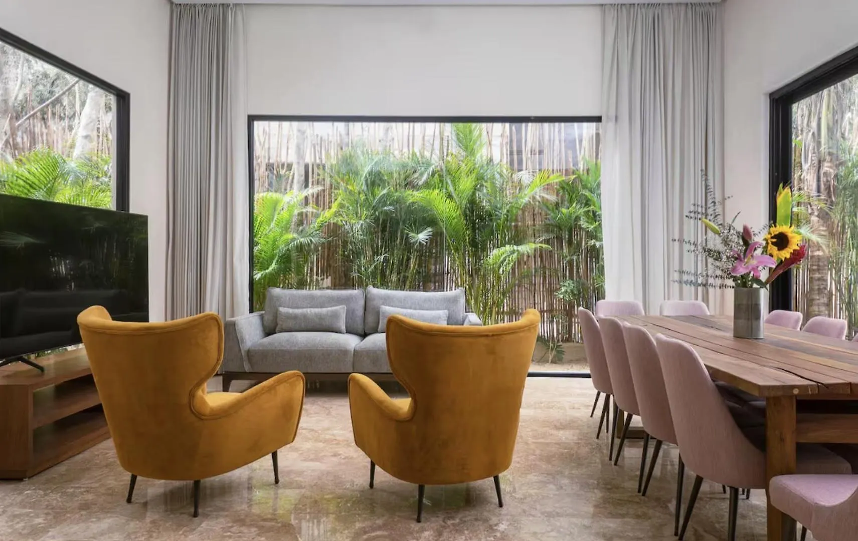 Hum Living Luxury Villas 툴룸